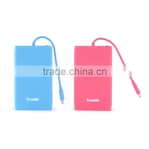 Built in Cables 3000mAh Power Bank Credit Card Shaped Portable Mobile Phone Charger thumbnail-3