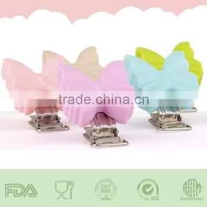 New Arrived Wood And Metal Pacifier Clip Baby Paicifer Holder Clip thumbnail-1