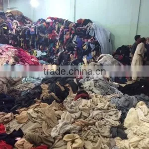 Used Clothing / Winter Used Clothing / Cream Used Clothing thumbnail-2