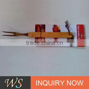 Wood or Plastic Handle Customzing Stainless Steel Bbq Fork With Blister Card Packing thumbnail-1