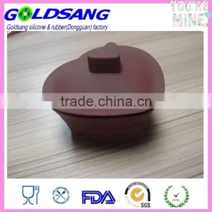 Collapsible Heart Shape Silicone Container With Lid thumbnail-1