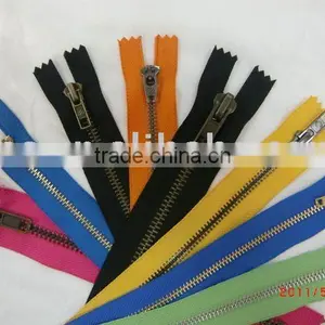 2014 Factory Price No.5 Metal Brass Zipper for Shoes thumbnail-1