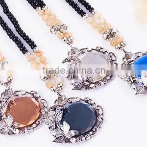 Fashion Jewelry Circle Shaped Crystal Pendant Necklace Beads Chain Long Necklace thumbnail-5
