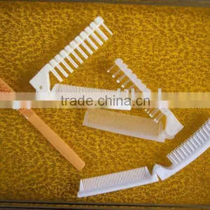 Folding Popular and High Quality Travel Plastic Comb thumbnail-1