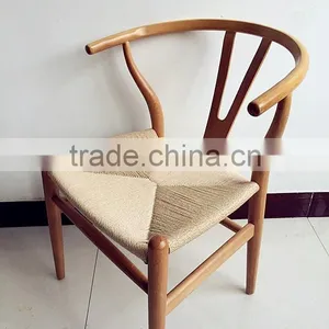Wishbone Dinging Chair thumbnail-3