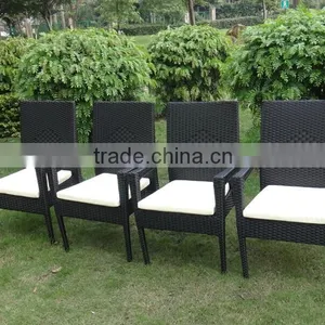 Simple Rattan Dinning Garden Set thumbnail-2