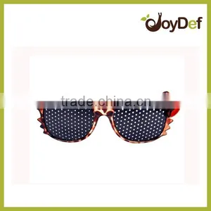 2016 The Hot Sell Popular Pinhole Plastic Portable Kids Eyewear Cute Sunglasses thumbnail-1