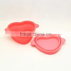 Heart Shape Silicone Bowl With Lid thumbnail-4