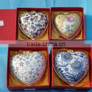 Heart Shape Beautiful Caremic Gift Jewelry Box thumbnail-1