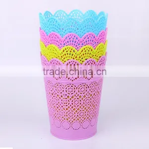 Plastic Garbage Can Garbage Bin Container thumbnail-4
