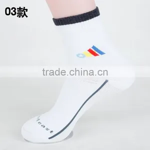 Good Breathable Absorbent Knitted 100% Bamboo Fiber Sock thumbnail-4