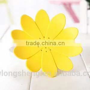 Nice Design Plastic Soap Dish in Flower Shape thumbnail-1