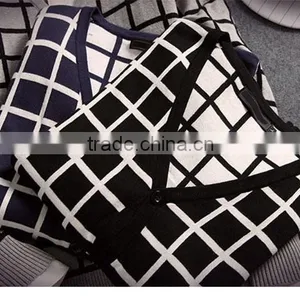 2015 Winter Men's V-neck Long-sleeved Show Thin Sweater Knit Cardigan for Korean Style Sweater thumbnail-6