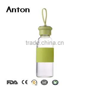 19oz Simple and Easy Simple and Easy With Different Colour Silicon Sleeve Water Bottles thumbnail-1