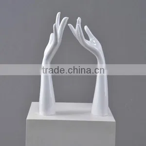 Display Wooden Mannequin Hands for Sale thumbnail-4