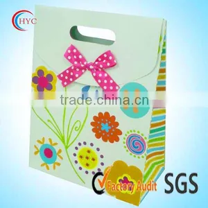 Exquisite Round Handles Paper Bag thumbnail-3