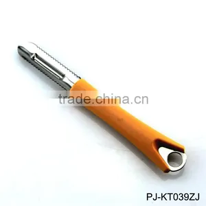 Fruit and Vegetable Peeler thumbnail-1