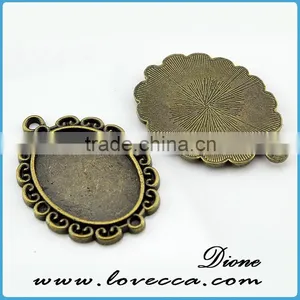 Charming Antique Brass Vintage Style Oval Setting for Sale thumbnail-1
