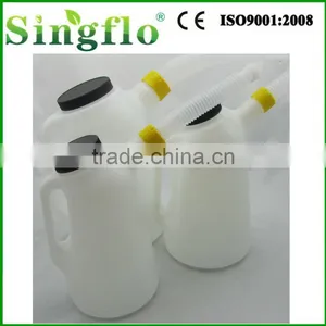 Singflo 2.3.5L Plastic Oil Jugs thumbnail-1