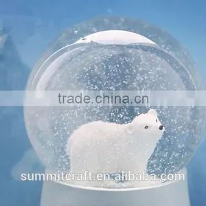 Funny Blowing Snow Polar Bear Snow Globe thumbnail-2
