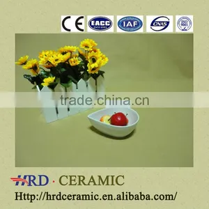 Wholesale High Quality White Ceramic Olive Shape Dish thumbnail-1