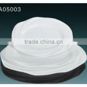 2016 Hot Sale White Porcelain Oval Fish Plate thumbnail-1