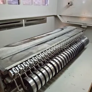 China Vacuum Metallizer Machine Vacuum Metallizing Machine for Anti Counterfeiting, Holographam Film Packaging Film Hot Stamping Foil thumbnail-2