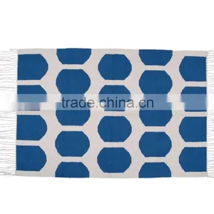 Hand-woven Geo Design Pattern Rug thumbnail-1
