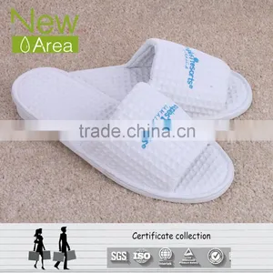 Open Toe Type Low Price Cheap Disposable Wholesale Hotel Slipper thumbnail-1