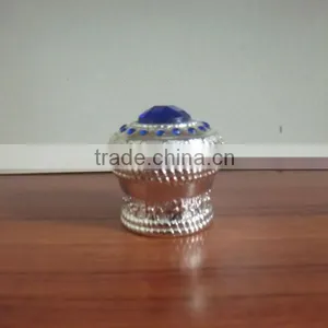 Zinc Alloy Crown-shaped Metal Cap for Perfume Bottle thumbnail-1