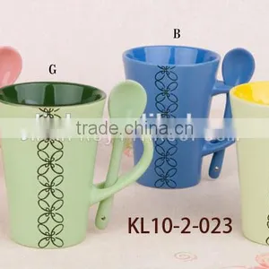 Elegent Design Ceramic Cafe Mug With Spoon thumbnail-3