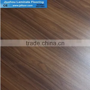 8mm Middle Embossed Laminate Floor thumbnail-1