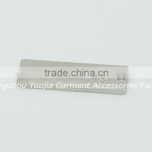 OEM Fashion Style Engraved Metal Label Jeans Tag thumbnail-2