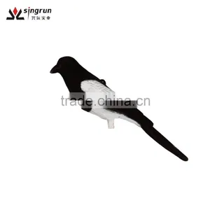 Flocked Plastic Fullbodied Magpie Hunting Decoys Bird Hunting Decoys for Hunting thumbnail-3