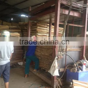 VERY CHEAP CORE VENEER VIETNAMMESE TROPICAL HARDWOOD FOR MAKING PLYWOOD thumbnail-1