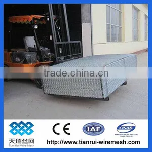 High Quality of Galvanized and Black Steel Welded Wire Mesh Panel thumbnail-1