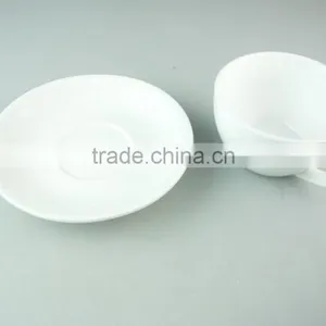 Cheap Stock Pure White Ceramic Porcelain Tea Cup and Saucer Set thumbnail-2