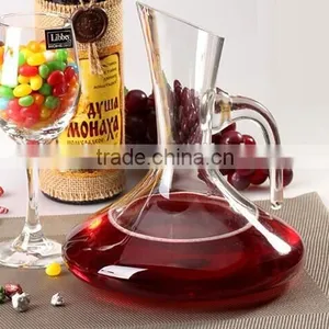 High-end Mouth Blown Glass Decanter Glass Wine Decanter With Handle thumbnail-4