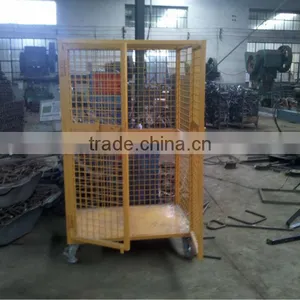 Rolling Pallet Trolley With 2 Doors thumbnail-1