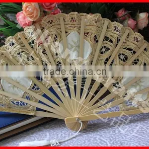 High Quality Handmande Heart Pattern Lace Fan thumbnail-4