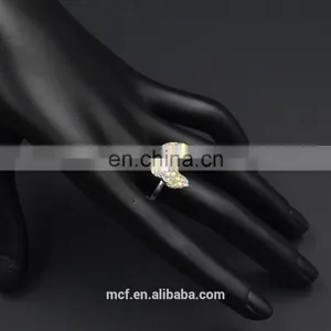 MCR-0038 Fashion Latest Wings Shaped Novel Ring Designs for Girls thumbnail-1