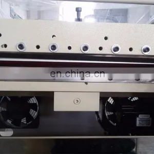 High Speed Automatic Fabric Layer Cutting Machine for Garment thumbnail-3
