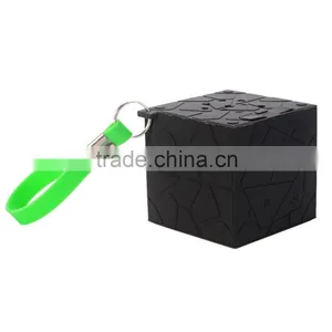 2016 Creative Gift New Mini Woofer Waterwroof Bluetooth Speaker thumbnail-4