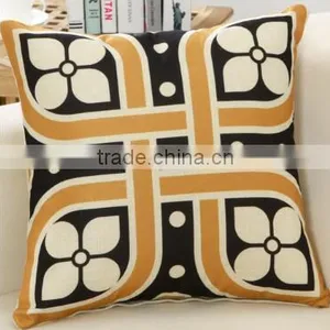 Geometrical Printed Cushion Cover thumbnail-2