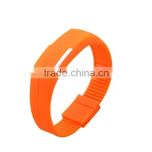 Silicone Touch Screen Watch a Pedometer,Wrist Strap Pedometer thumbnail-4