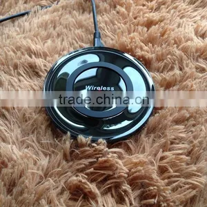 Android or IOS Smart Phone qi Universal Charger Wirelss Pad 5v 2a With Portable Design and Good Appearance Quality Choice thumbnail-4
