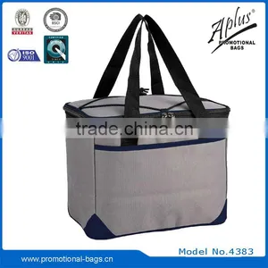 High Quality Promotional Insulated 600D Polyester Portable Cooler Bag thumbnail-5