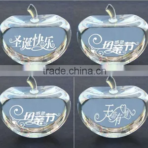 New Apple Shape Crystal Paperweight thumbnail-1