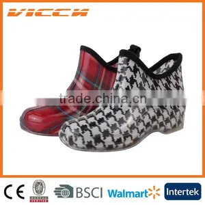 Pvc Transparent Ankle Rain Boots in Zhejiang thumbnail-1