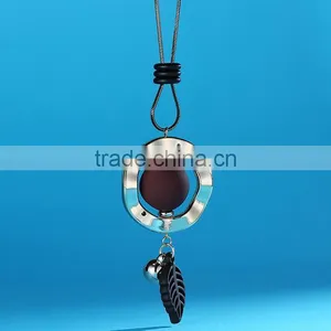 New Autumn Winter Design Long Sweater Necklace Bead Hoop Leaf Pendant Necklace Geomotric Necklace thumbnail-3